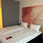 Ibis 2*