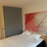 Ibis Szálloda 2*