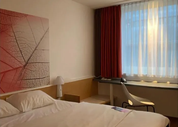 Ibis Hotel 2*